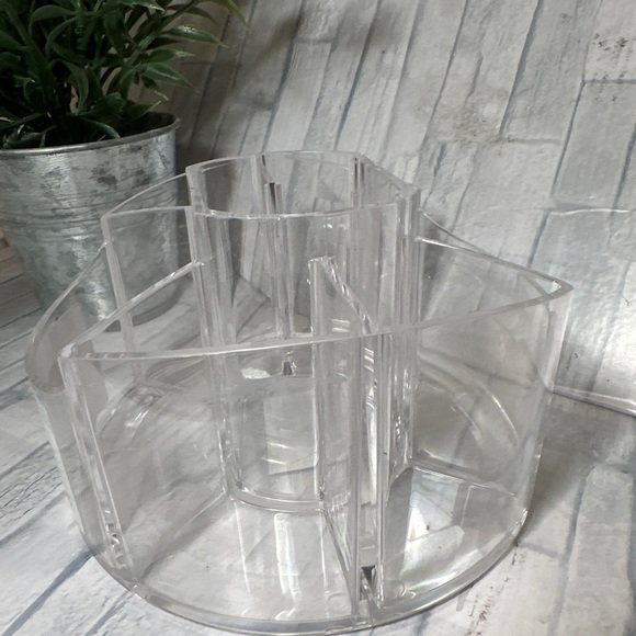 7 Compartment Round Acrylic Vanity/Desk Organizer - Picture 3 of 5